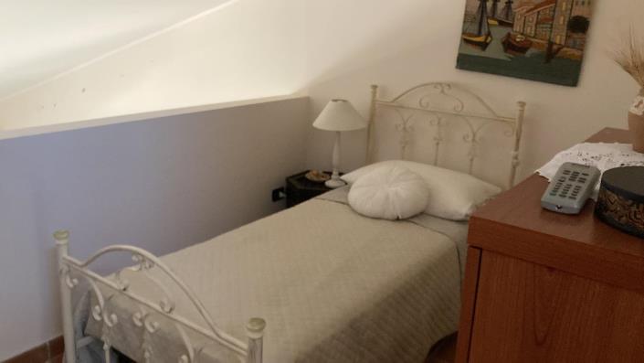 Image No.17-3 Bed Semi-Detached for sale