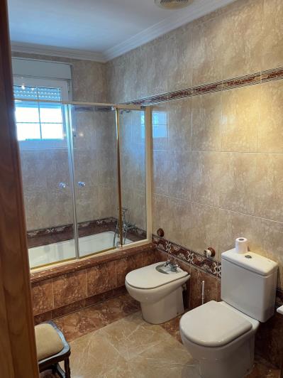 Image No.29-3 Bed House for sale