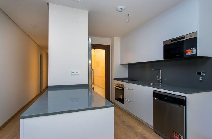 Image No.15-3 Bed Apartment for sale