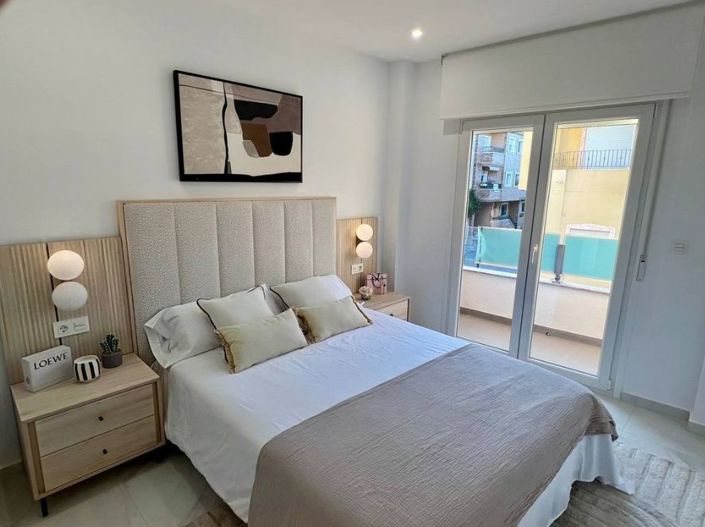 Image No.10-2 Bed Apartment for sale