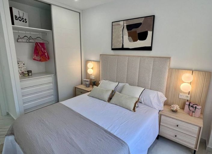 Image No.12-2 Bed Apartment for sale