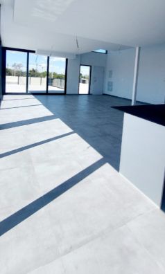 Image No.17-3 Bed Villa for sale