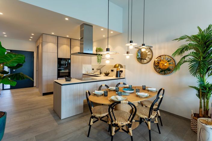 Image No.10-3 Bed Villa for sale