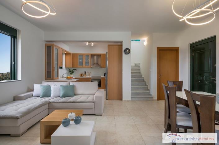 Image No.14-3 Bed Villa for sale