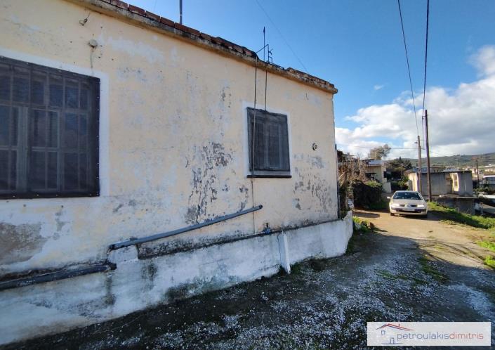 Image No.9-1 Bed House for sale