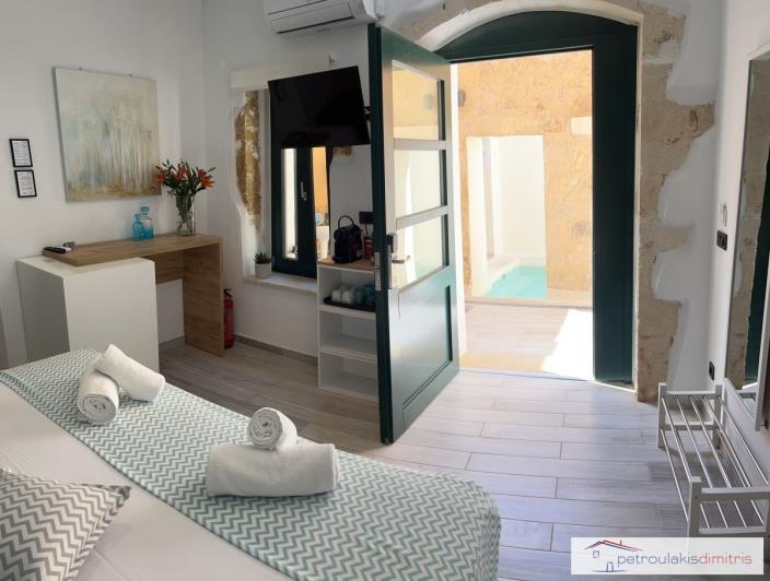 Image No.6-6 Bed Hotel for sale