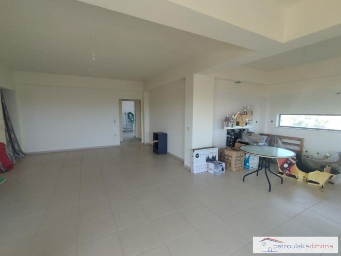 Image No.8-Maison de 6 chambres à vendre à Chania