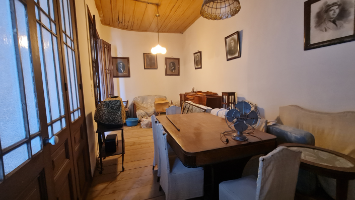 Image No.17-4 Bed Property for sale