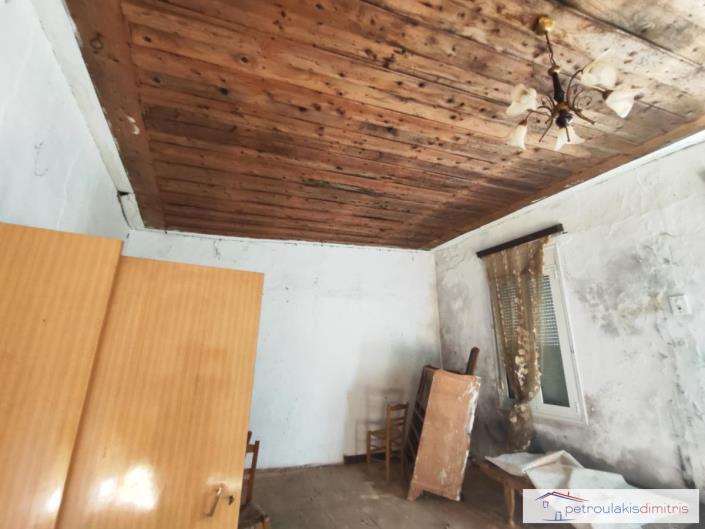 Image No.8-1 Bed Village House for sale