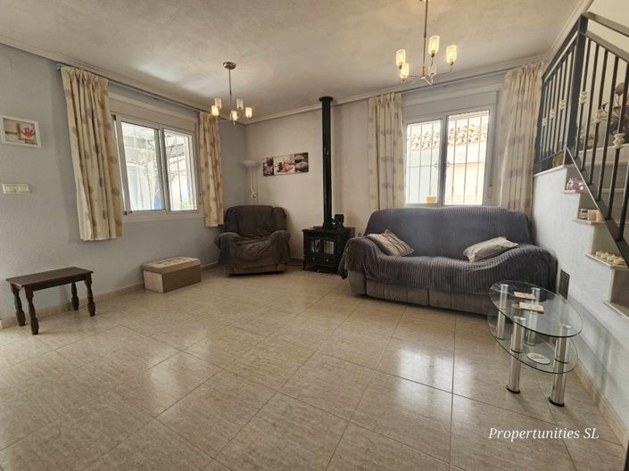 Image No.11-4 Bed House for sale