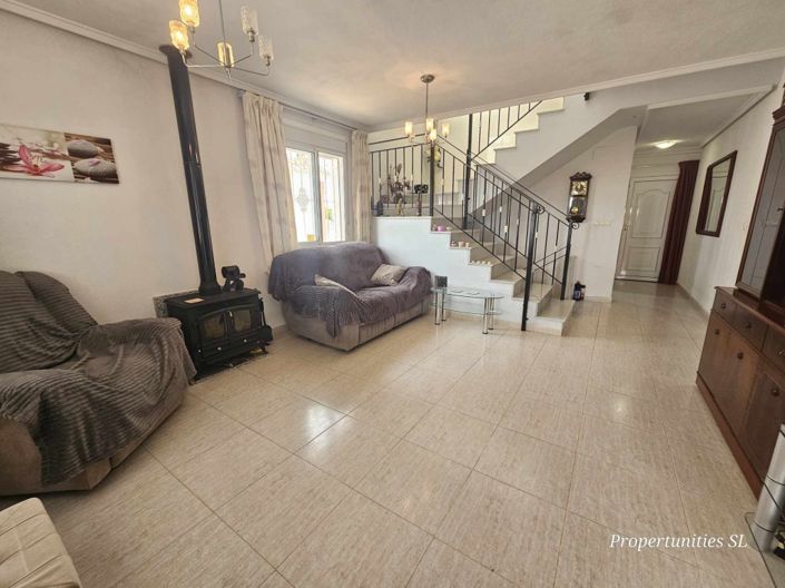 Image No.13-4 Bed House for sale