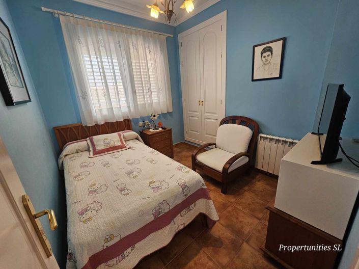 Image No.25-5 Bed Villa / Detached for sale