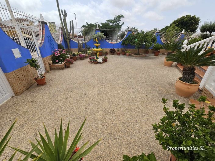 Image No.4-5 Bed Villa / Detached for sale