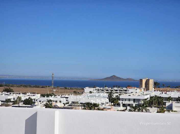 Image No.24-3 Bed Apartment for sale