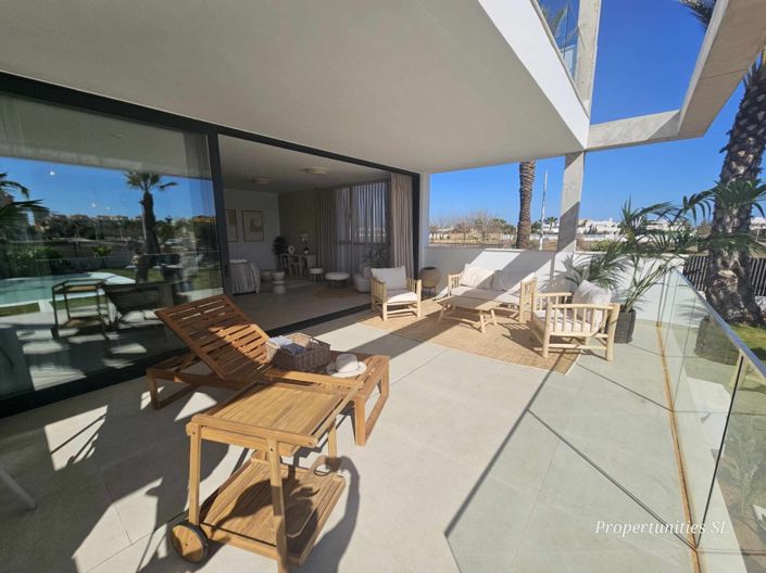 Image No.27-3 Bed Apartment for sale