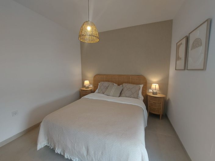 Image No.29-3 Bed Apartment for sale