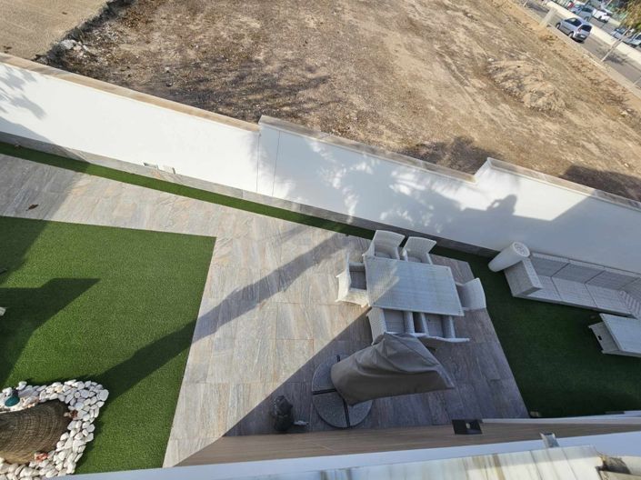 Image No.44-4 Bed Property for sale