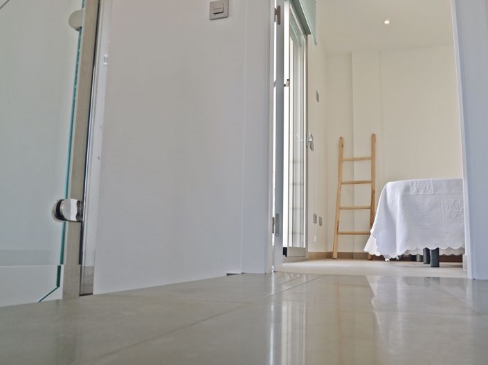 Image No.21-3 Bed Property for sale