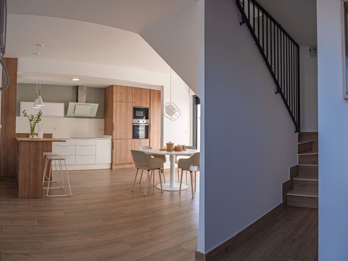 Image No.14-3 Bed Property for sale