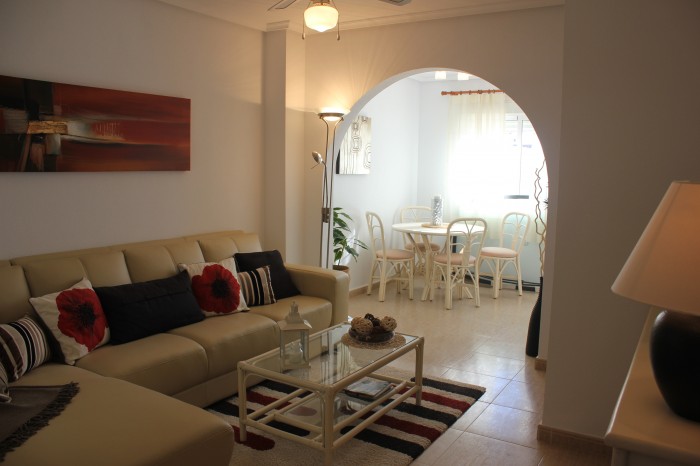 Image No.10-2 Bed Property for sale