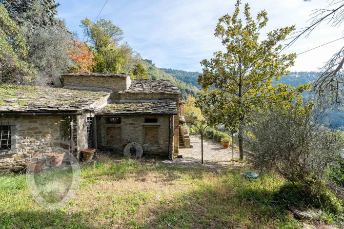 Image No.32-3 Bed Country House for sale