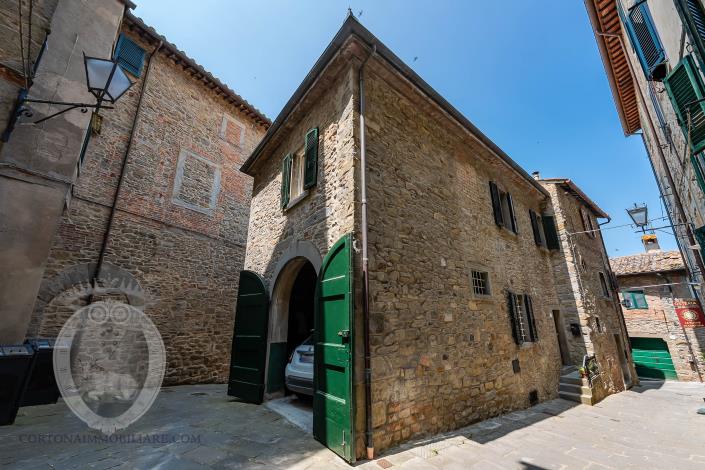 Image No.2-3 Bed Townhouse for sale