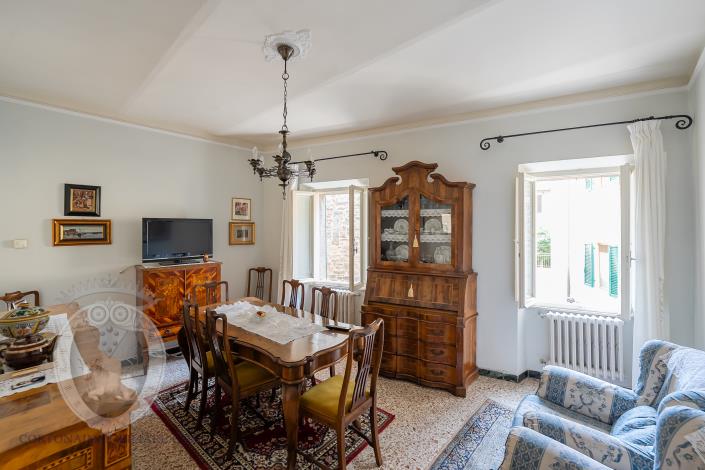 Image No.7-3 Bed Townhouse for sale