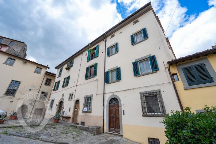 Image No.2-4 Bed Townhouse for sale