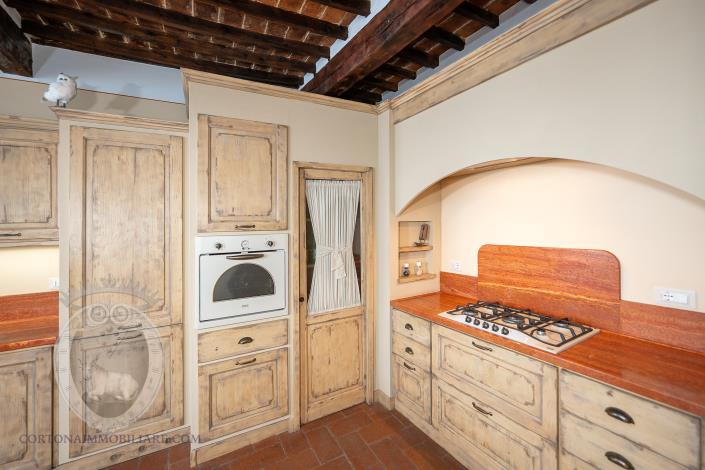 Image No.6-4 Bed Townhouse for sale