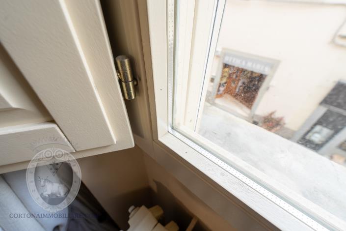 Image No.9-4 Bed Townhouse for sale