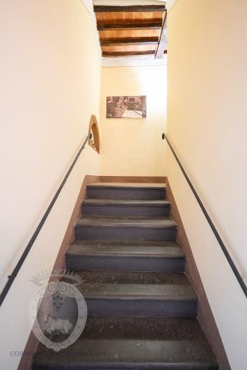 Image No.12-4 Bed Townhouse for sale