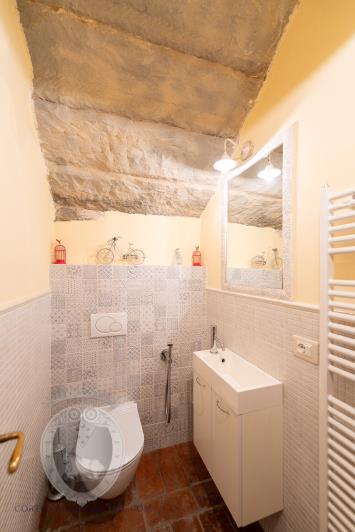 Image No.11-4 Bed Townhouse for sale