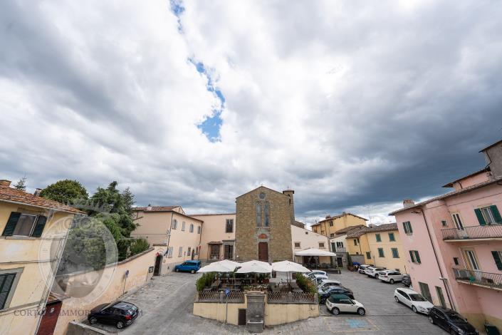 Image No.28-4 Bed Townhouse for sale