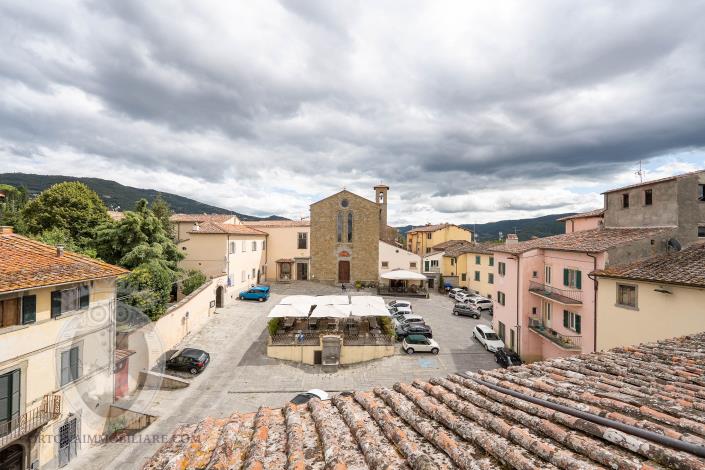 Image No.42-4 Bed Townhouse for sale