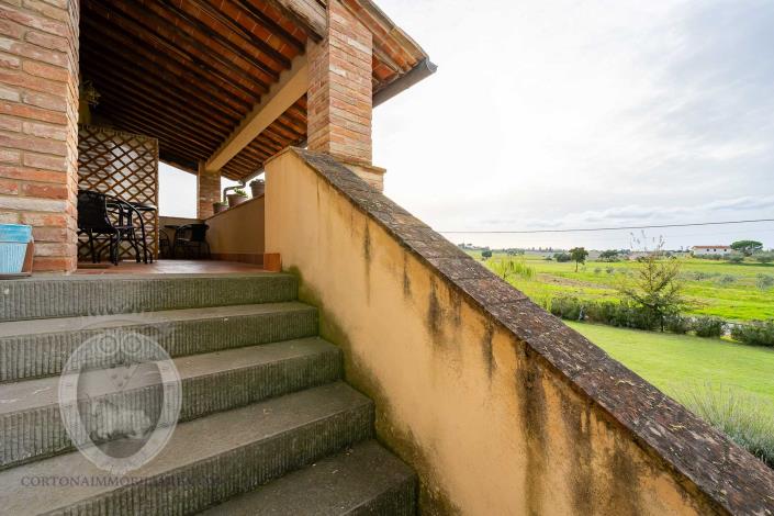 Image No.27-7 Bed Farmhouse for sale