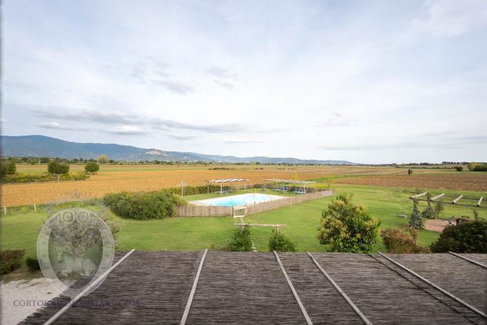 Image No.31-7 Bed Farmhouse for sale