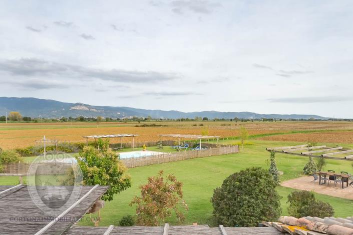 Image No.39-7 Bed Farmhouse for sale