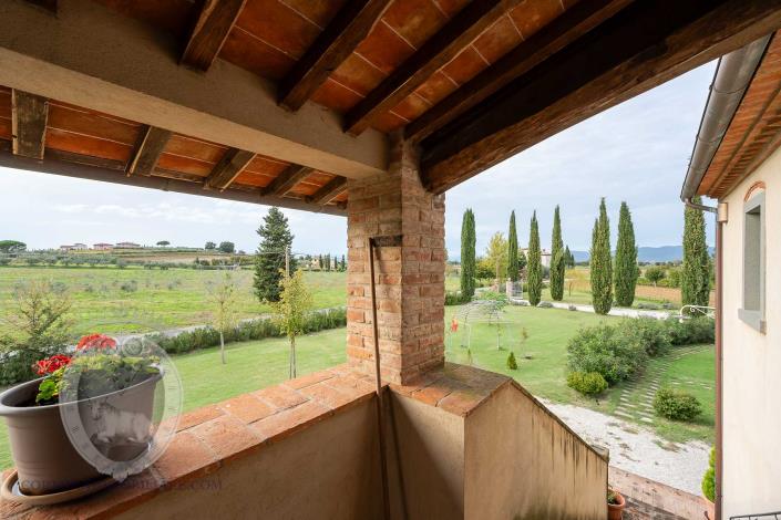 Image No.43-7 Bed Farmhouse for sale