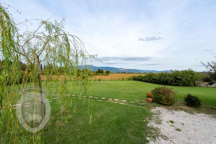 Image No.44-7 Bed Farmhouse for sale