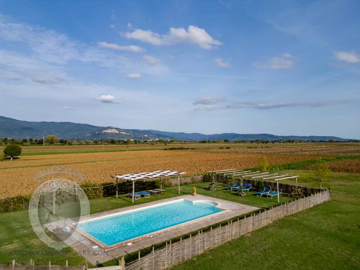 Image No.48-7 Bed Farmhouse for sale