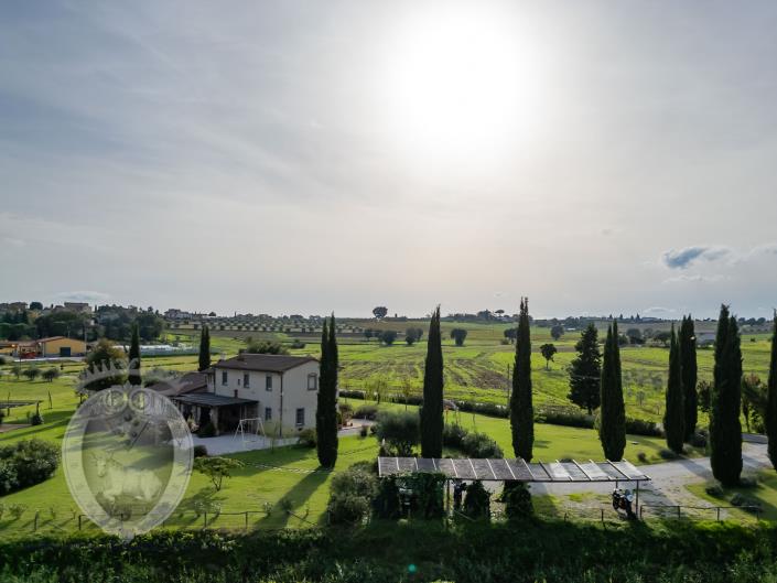 Image No.49-7 Bed Farmhouse for sale