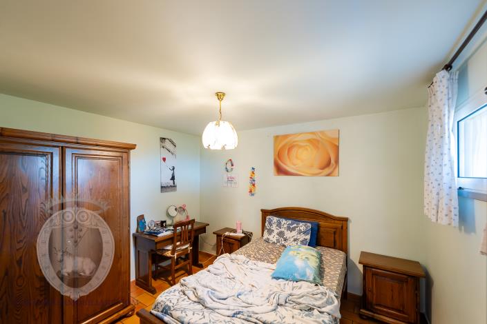 Image No.44-4 Bed Farmhouse for sale