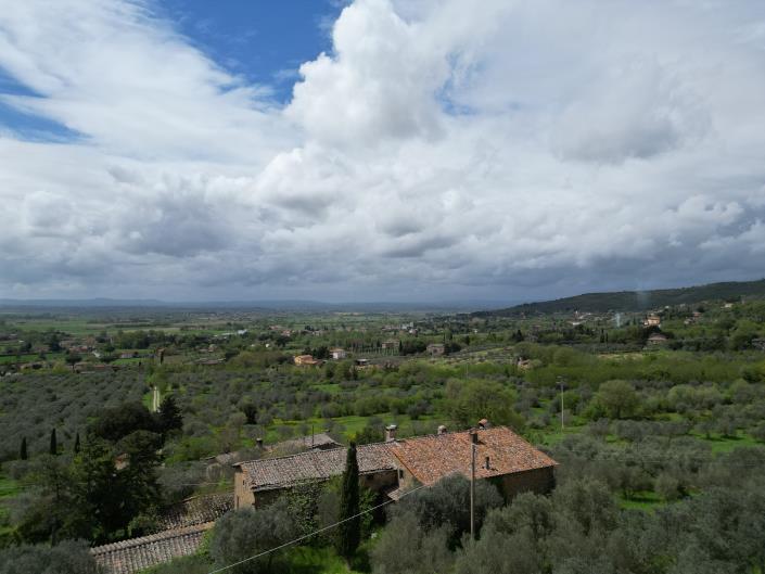 Image No.27-8 Bed Farmhouse for sale