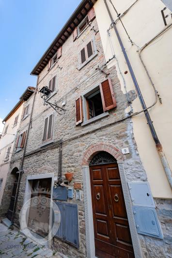 Image No.2-4 Bed Townhouse for sale