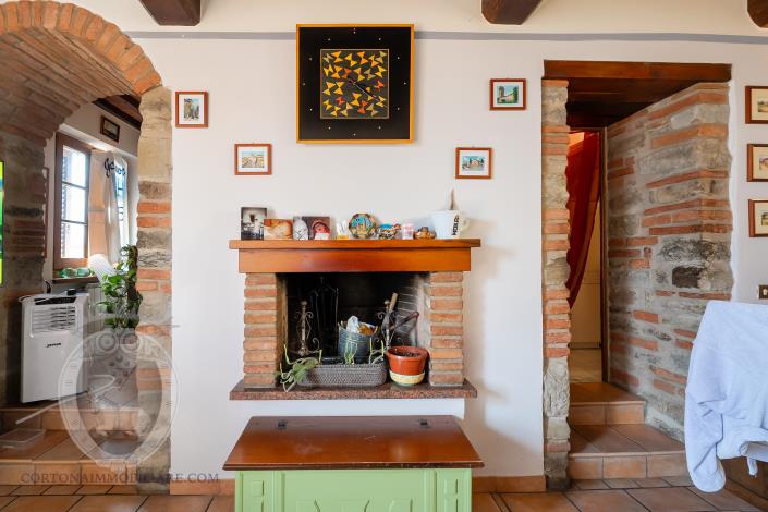 Image No.19-4 Bed Townhouse for sale