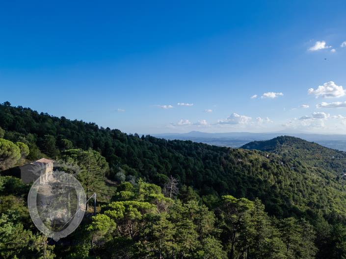 Image No.10-3 Bed Farmhouse for sale