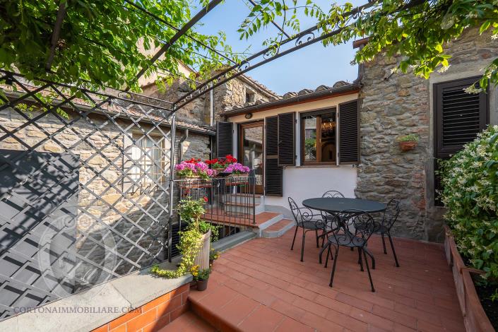 Image No.3-3 Bed Townhouse for sale