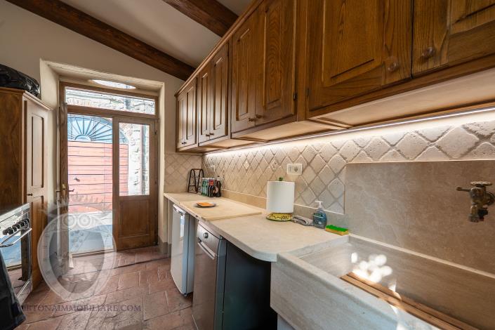 Image No.7-3 Bed Townhouse for sale