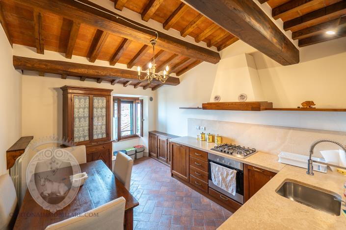 Image No.20-3 Bed Townhouse for sale