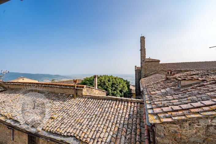 Image No.23-3 Bed Townhouse for sale